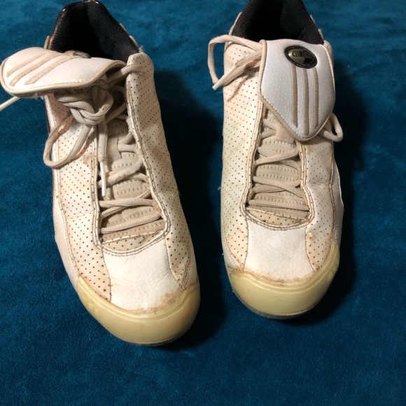 Baseball cleats - Picture 2 of 5